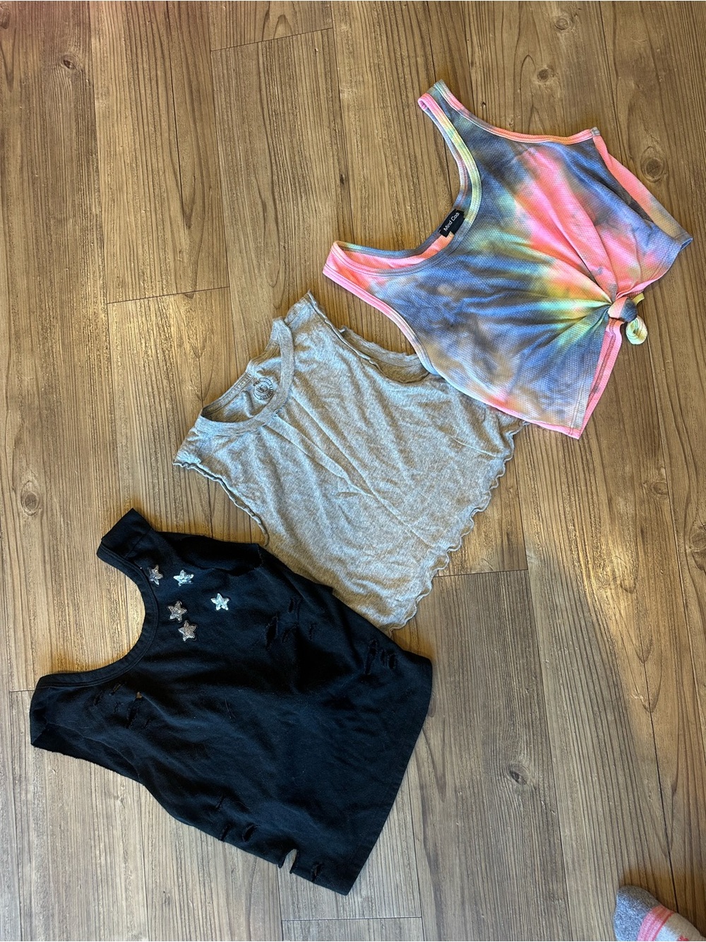 3-Pack Gym Girls Tank Tops - Tie-Dye, Grey, Black Star Accents
